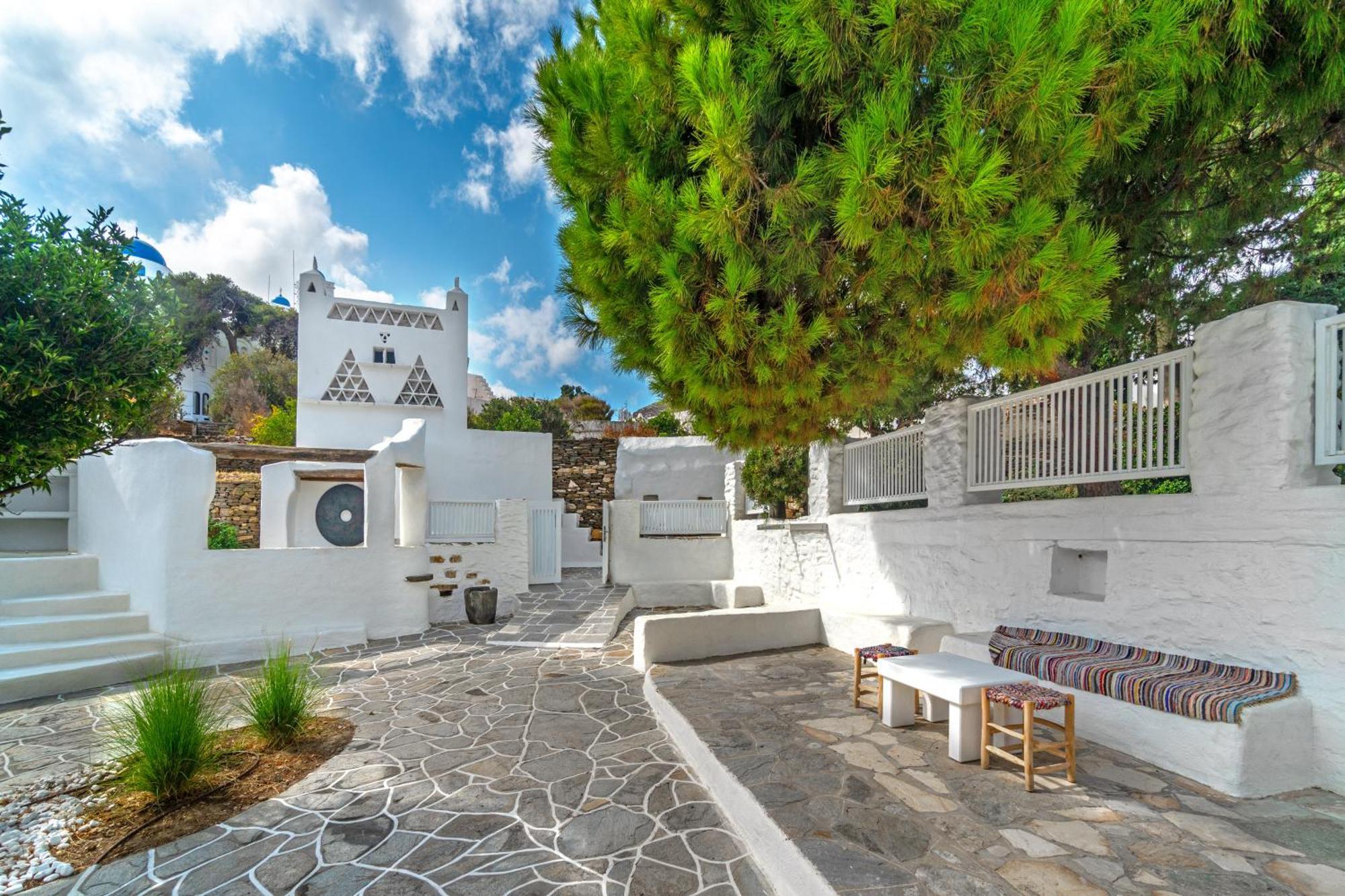 Rabagas Suites Luxury - In The Heart Of Sifnos Apollonia  Bagian luar foto
